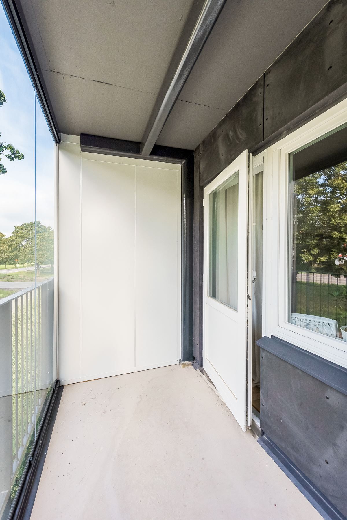 Inglasad balkong i bästa söderläge