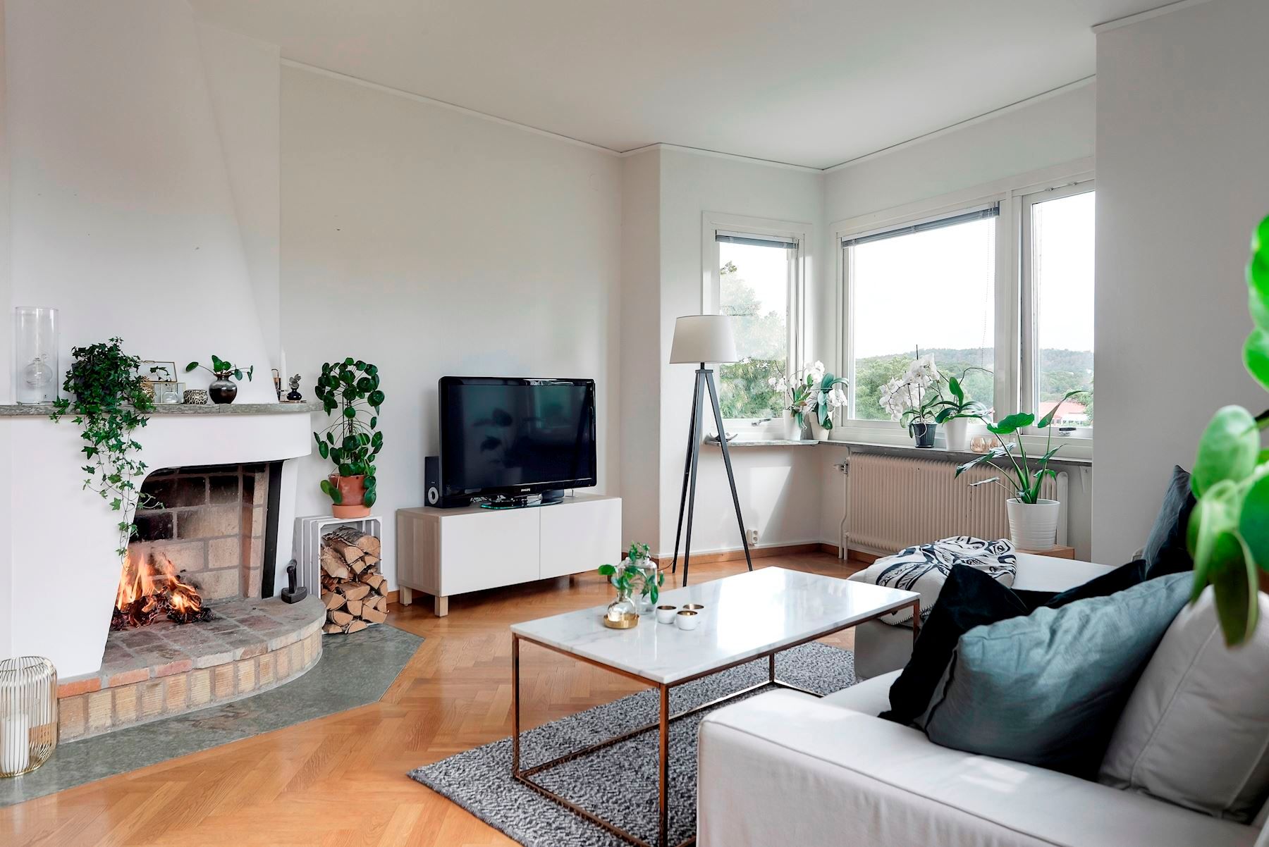 Välkomna till en 4:a högst upp i huset!