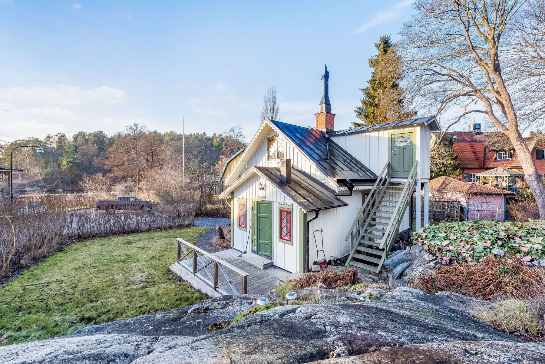 Gediget renoverad villa i lugn villaidyll